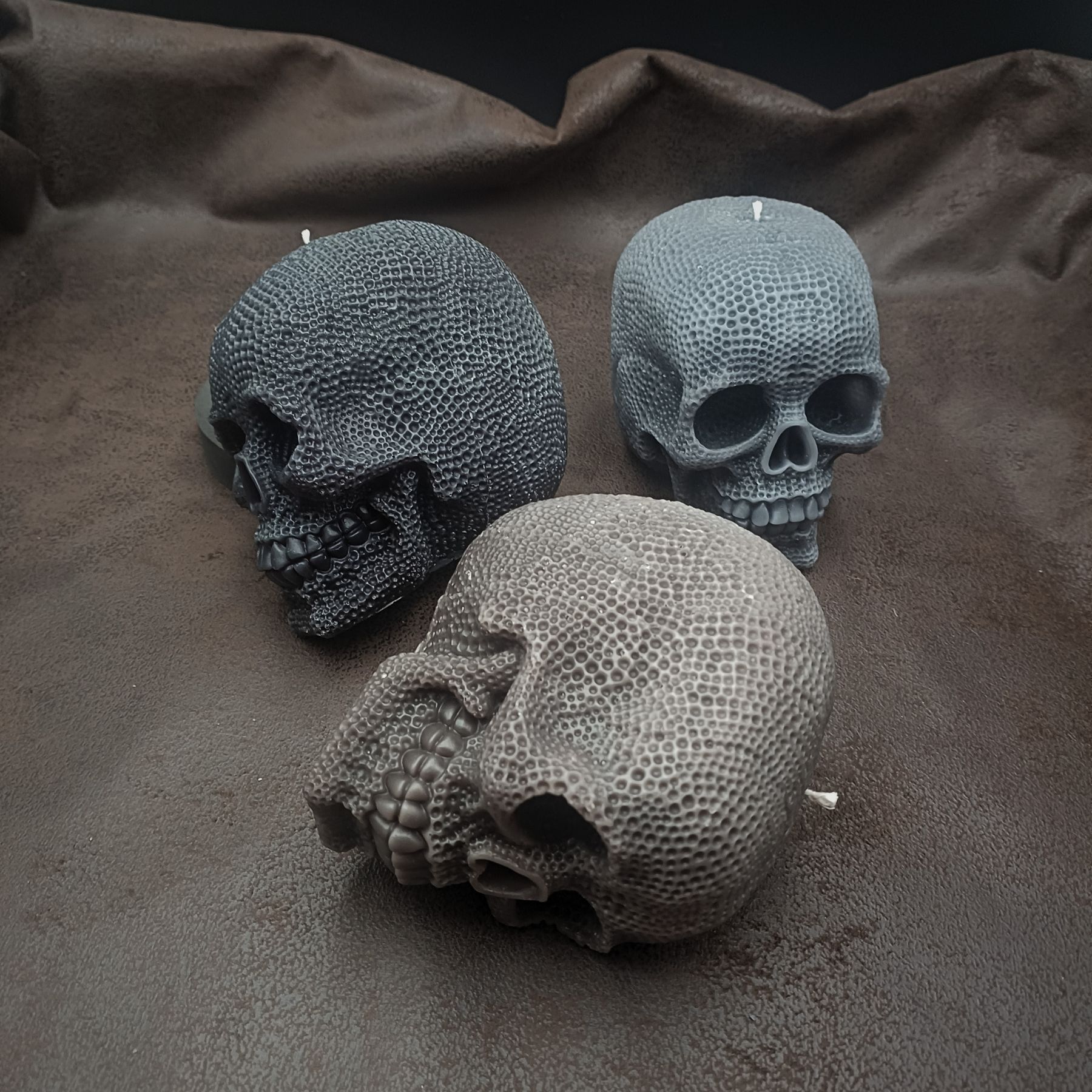 Bougies crâne Le Gardien - Bougie XXL, profils et volumes